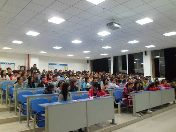 我院学生会新老成员交流会